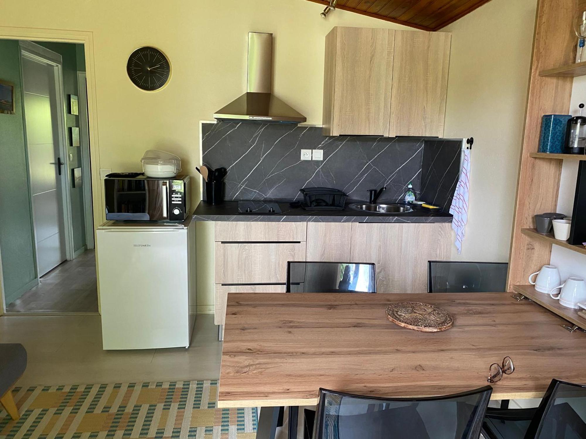 Appartement Avec Jardin เลอปอร์จ ภายนอก รูปภาพ
